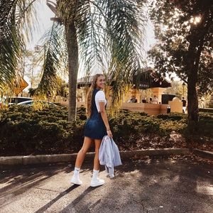 Meet your Posher, Laetitia